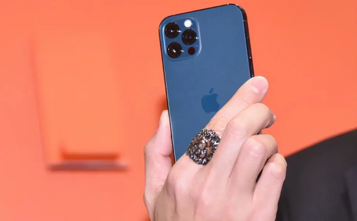阿尔山苹果手机维修分享iPhone12系列重启方法教程 